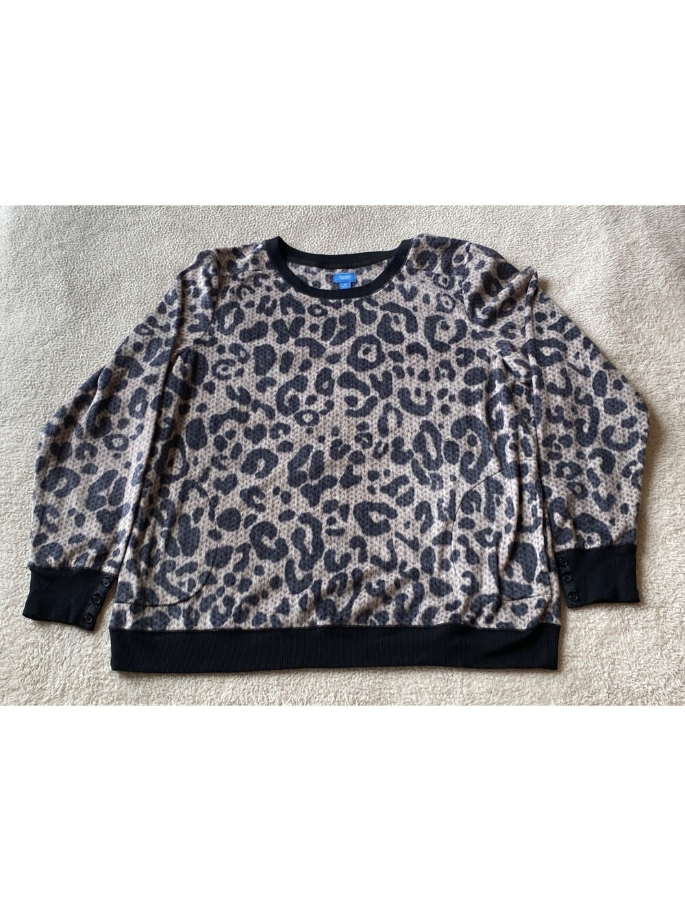 Simply Vera Wang Leopard Print Crewneck SOFT Sweatshirt Women's XL Fleece Feel